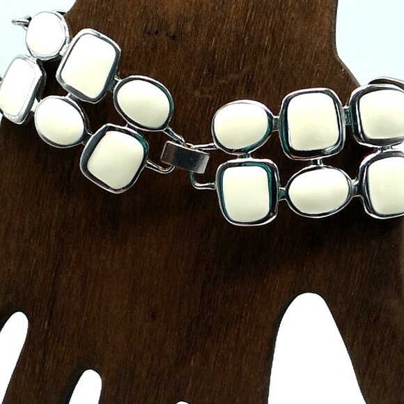 Lia Sophia Enamel Cream Silver-tone Double Layered Link Bracelet - Picture 9 of 9